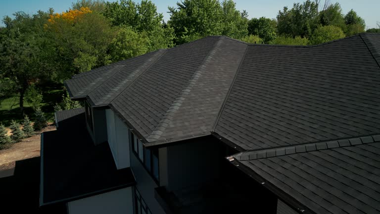 Fast & Reliable Emergency Roof Repairs in Lake Pocotopaug, CT